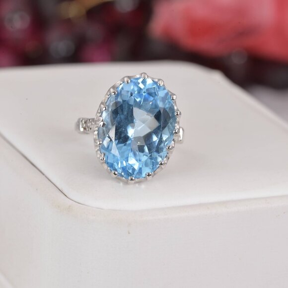 10ct Natural Oval Blue Topaz Ring 925 Sterling Silver, sz 6 - Picture 4 of 4